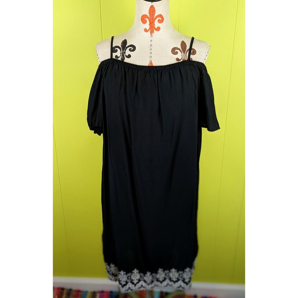 Old Navy Women's M Dress Off Shoulder Short Sleeve Black White Eyelet Trim EUC